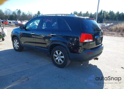 2011 Kia Sorento Lx from USA, damaged, VIN 5XYKTDA18BG030004